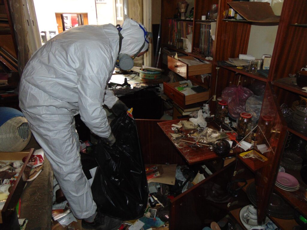 Sprzątanie mieszkań po zbieraczu